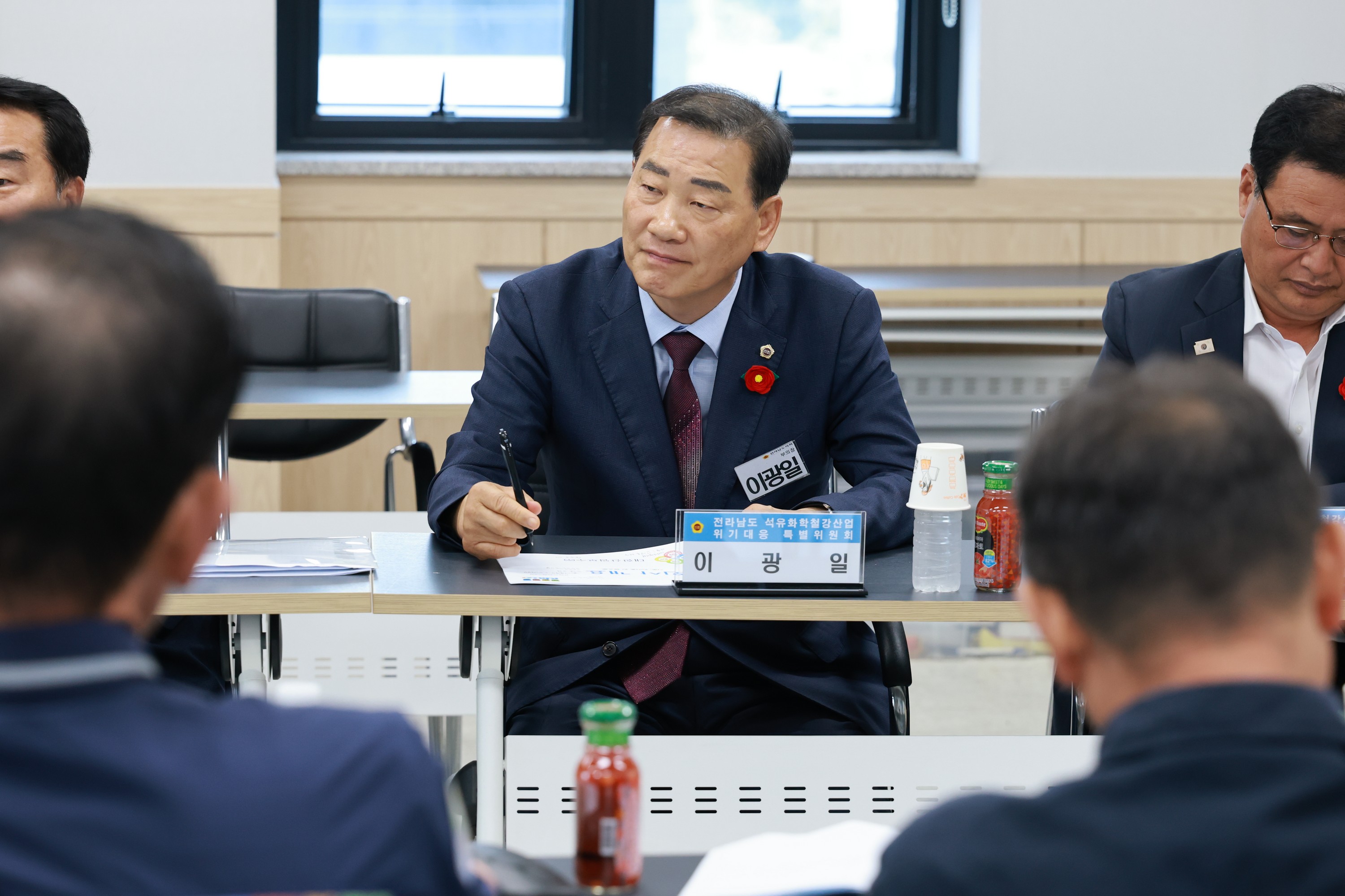 전라남도 석유화학철강산업 위기대응 특별위원회 현지활동 첨부이미지 : 25년10월21일 전라남도 석유화학철강산업 위기대응 특별위원회 현지활동 - 016.jpg