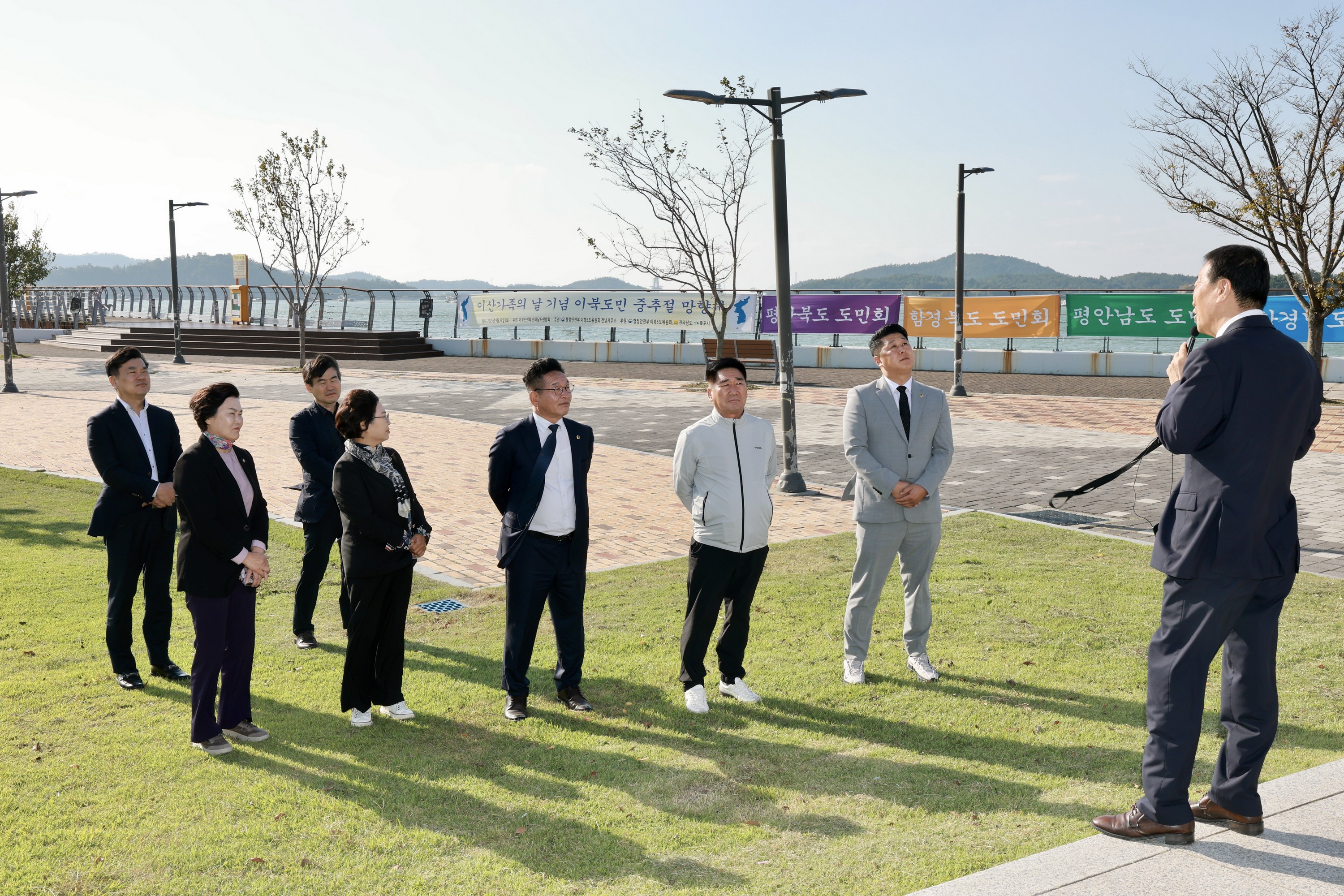 한반도 평화 협력 특별위원회 간담회 첨부이미지 : 25년10월20일 한반도 평화 협력 특별위원회 간담회 - 041.jpg