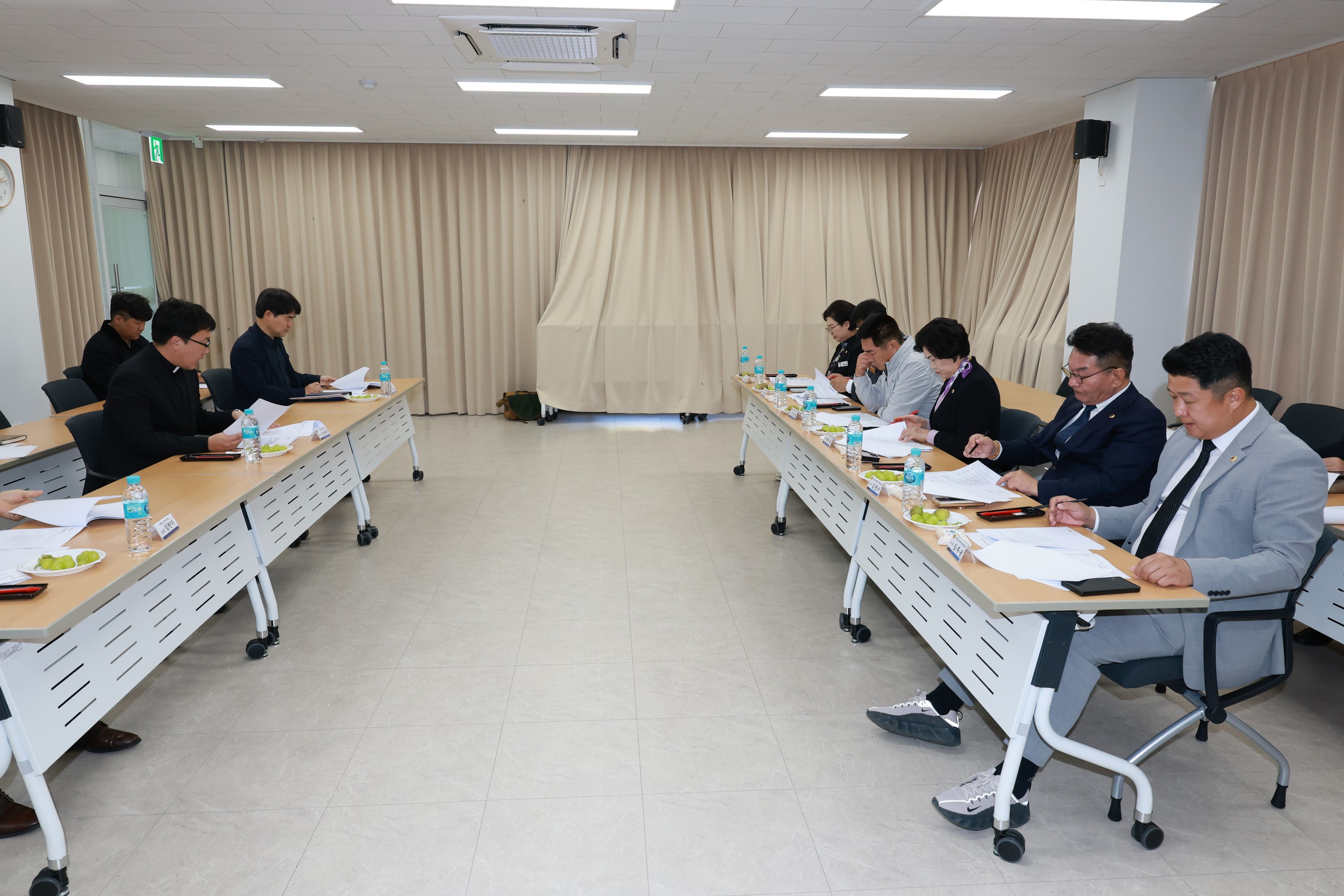 한반도 평화 협력 특별위원회 간담회 첨부이미지 : 25년10월20일 한반도 평화 협력 특별위원회 간담회 - 009.jpg