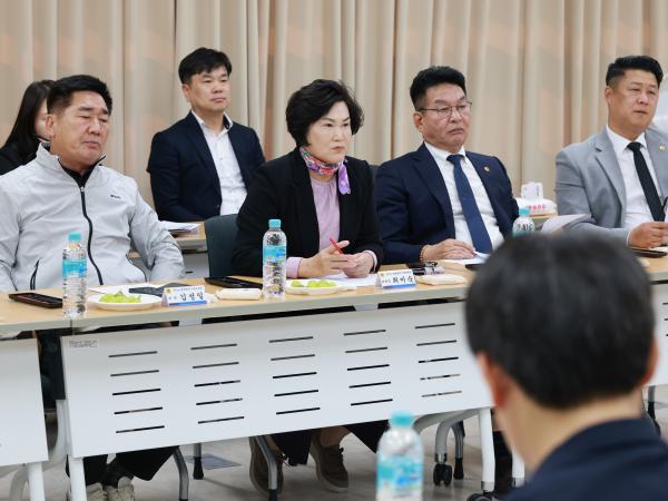 25년10월20일 한반도 평화 협력 특별위원회 간담회 - 027 3