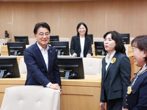 전라남도 국공립어린이집 연합회 방문 첨부이미지 : 25년10월20일 전라남도 국공립어린이집 연합회 방문 (3).jpg