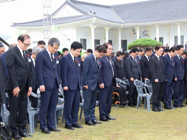 제77주기 여수순천 10·19사건 합동 추념식 첨부이미지 : 25년10월19일 제77주기 여수순천 10·19사건 합동 추념식 (49).jpg