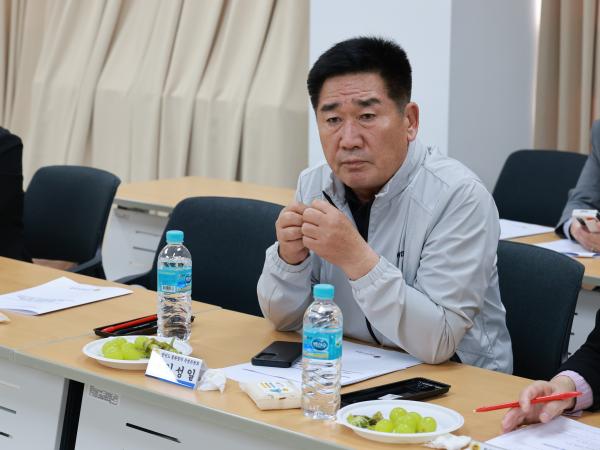 한반도 평화 협력 특별위원회 간담회 첨부이미지 : 25년10월20일 한반도 평화 협력 특별위원회 간담회 - 030.jpg