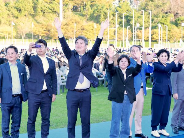 제37회 전라남도생활체육대축전 개회식 첨부이미지 : 25년10월25일 제37회 전라남도생활체육대축전 - 062.jpg