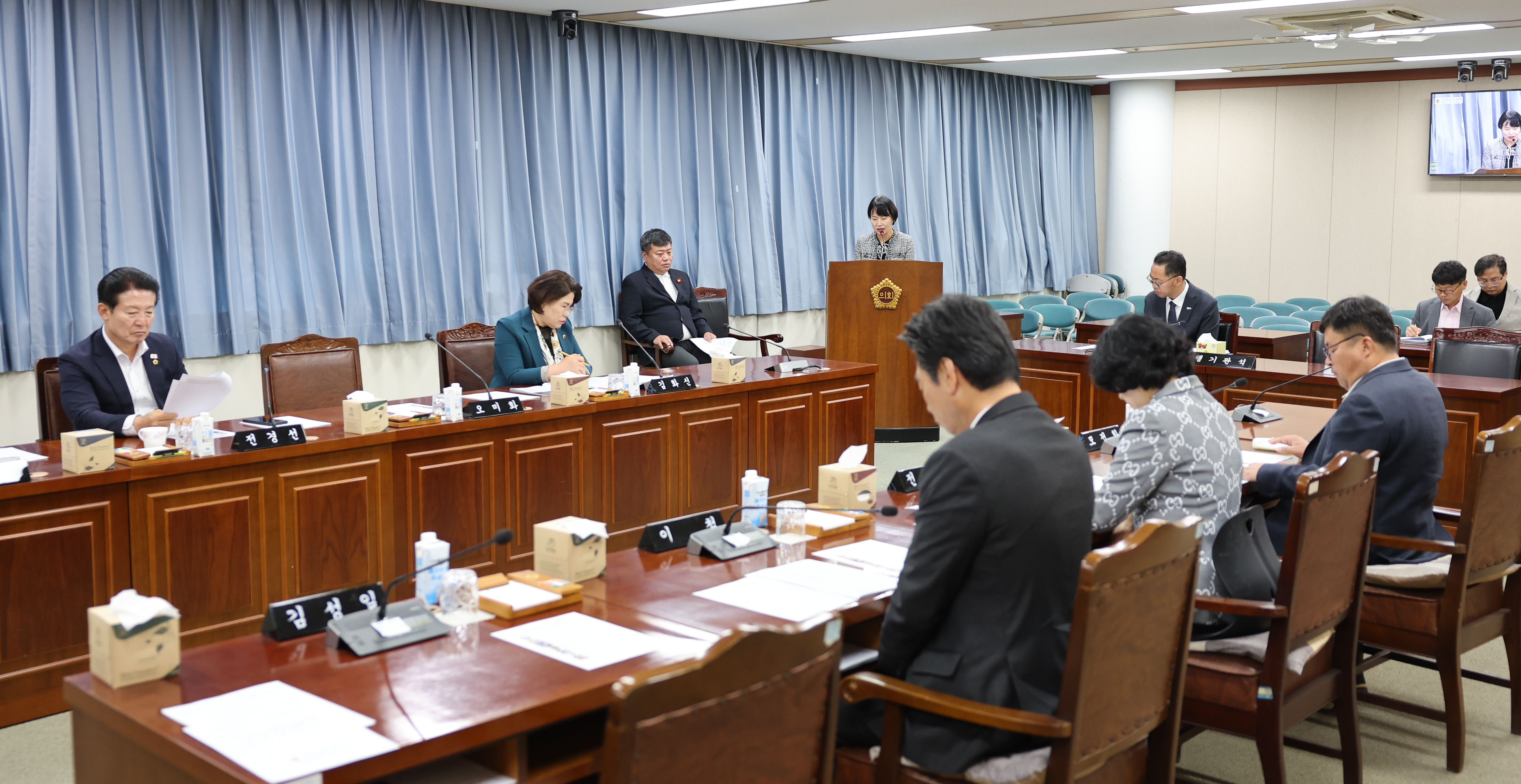 제394회 기획행정위원회 회의 첨부이미지 : 25년10월23일 제394회 기획행정위원회 회의 (10).jpg