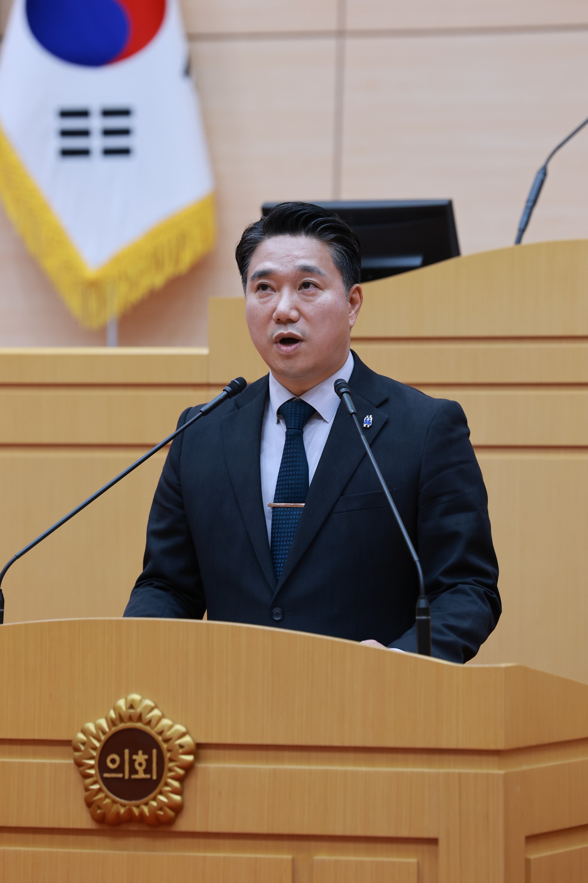 제394회 임시회 제2차 본회의 첨부이미지 : 25년10월23일 제394회 임시회 제2차 본회의 - 089.jpg