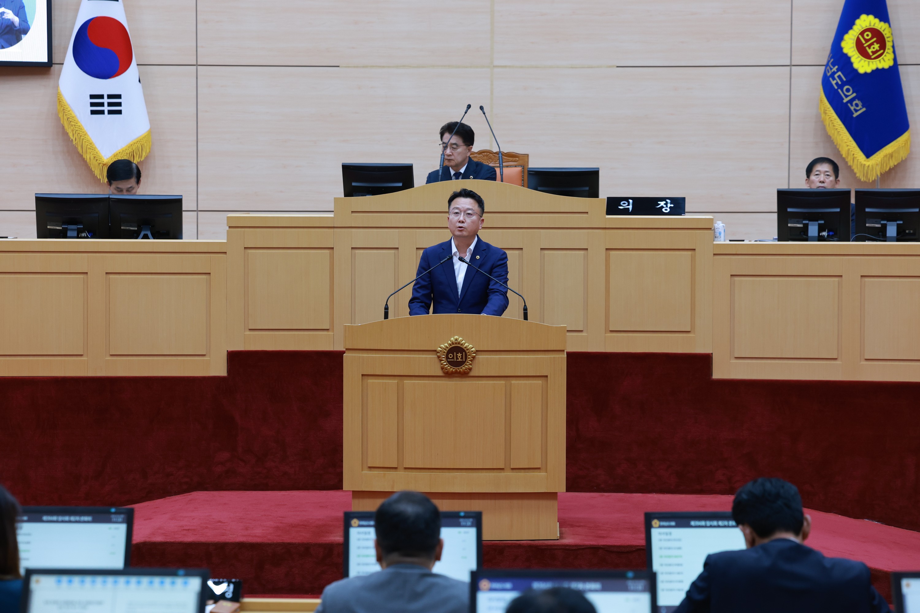 제394회 임시회 제2차 본회의 첨부이미지 : 25년10월23일 제394회 임시회 제2차 본회의 - 097.jpg