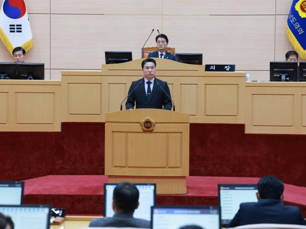 제394회 임시회 제2차 본회의 첨부이미지 : 25년10월23일 제394회 임시회 제2차 본회의 - 084.jpg