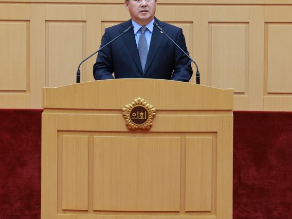 제394회 임시회 제2차 본회의 첨부이미지 : 25년10월23일 제394회 임시회 제2차 본회의 - 079.jpg