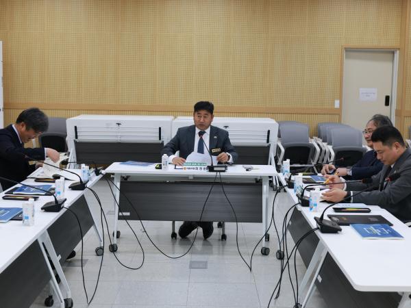 마을공동체 활성화 방안 연구회 정책연구용역 중간보고회 첨부이미지 : 25년10월23일 마을공동체 활성화 방안 연구회 정책연구용역 중간보고회 - 004.jpg