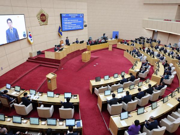 제394회 임시회 제2차 본회의 첨부이미지 : 25년10월23일 제394회 임시회 제2차 본회의 - 003.jpg
