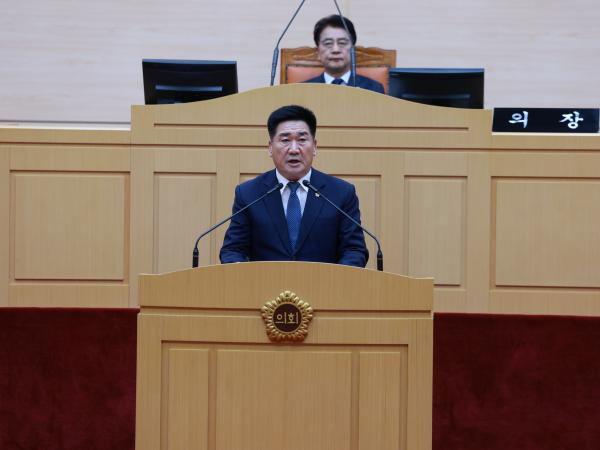 제394회 임시회 제2차 본회의 첨부이미지 : 25년10월23일 제394회 임시회 제2차 본회의 - 068.jpg