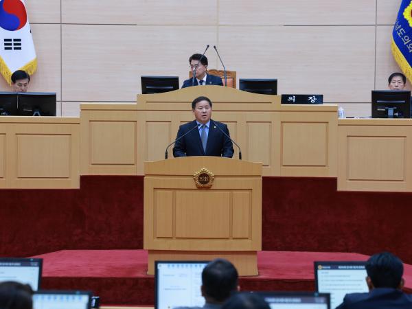 제394회 임시회 제2차 본회의 첨부이미지 : 25년10월23일 제394회 임시회 제2차 본회의 - 077.jpg