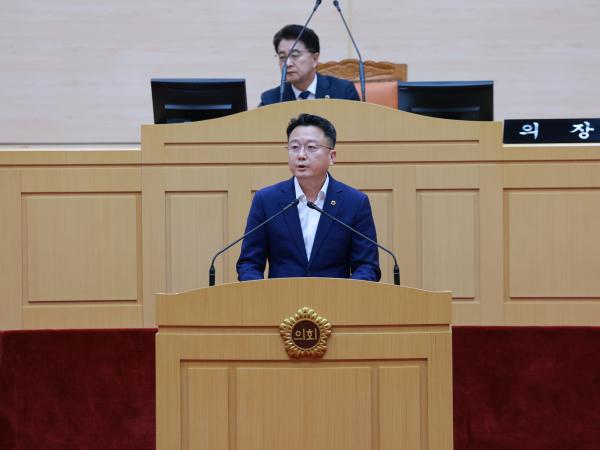 제394회 임시회 제2차 본회의 첨부이미지 : 25년10월23일 제394회 임시회 제2차 본회의 - 095.jpg