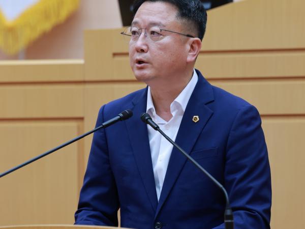 제394회 임시회 제2차 본회의 첨부이미지 : 25년10월23일 제394회 임시회 제2차 본회의 - 100.jpg