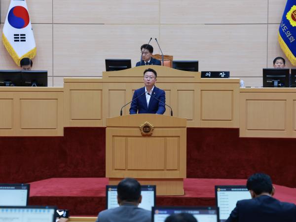 제394회 임시회 제2차 본회의 첨부이미지 : 25년10월23일 제394회 임시회 제2차 본회의 - 097.jpg