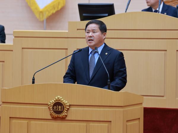 제394회 임시회 제2차 본회의 첨부이미지 : 25년10월23일 제394회 임시회 제2차 본회의 - 080.jpg