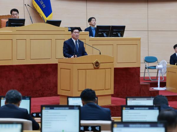 제394회 임시회 제2차 본회의 첨부이미지 : 25년10월23일 제394회 임시회 제2차 본회의 - 072.jpg