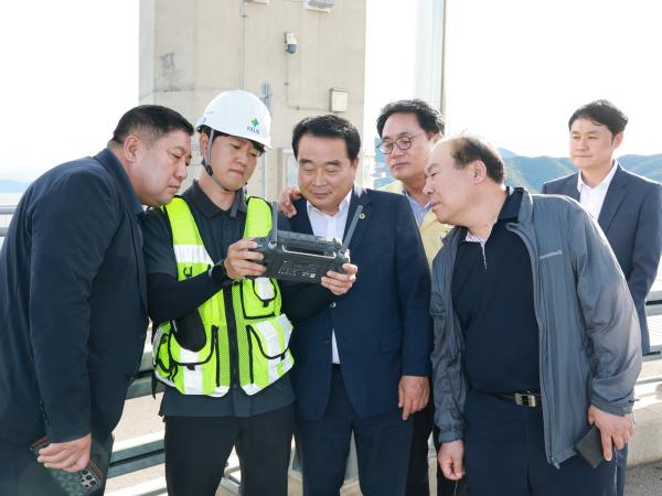 제394회 임시회 안전건설소방위원회 국토안전관리원 고흥사무소 현지활동 첨부이미지 : 25년10월16일 제394회 임시회 국토안전관리원 고흥사무소 현지활동 - 021.jpg
