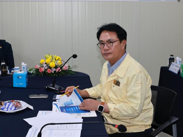 제394회 임시회 안전건설소방위원회 과역~남영간 지방도 공사현장 현지활동 첨부이미지 : 25년10월16일 제394회 임시회 과역~남영간 지방도 공사현장 현지활동 - 016.jpg