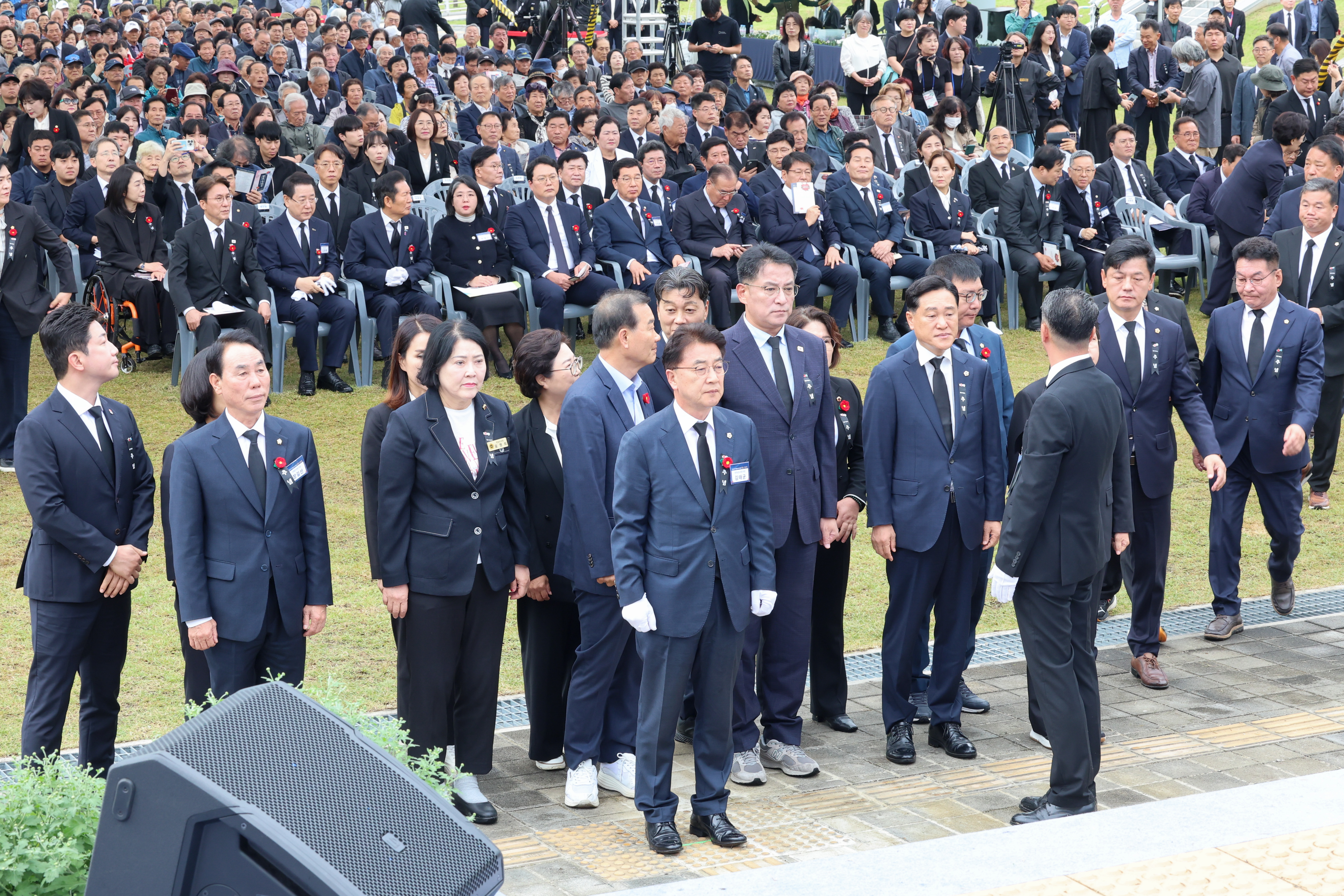 제77주기 여수순천 10·19사건 합동 추념식 첨부이미지 : 25년10월19일 제77주기 여수순천 10·19사건 합동 추념식 (39).jpg
