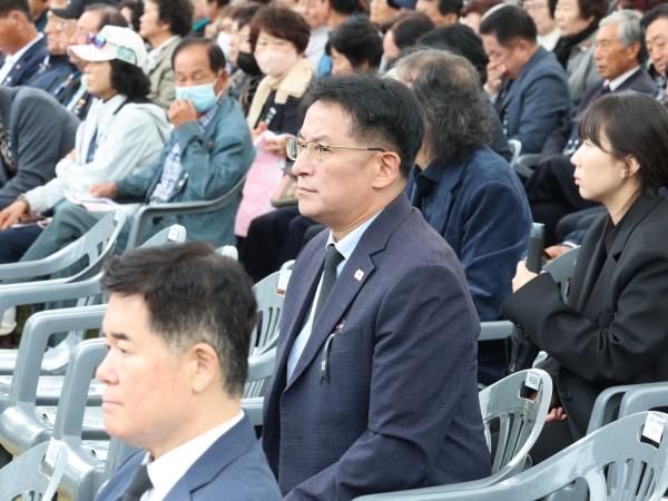 제77주기 여수순천 10·19사건 합동 추념식 첨부이미지 : 25년10월19일 제77주기 여수순천 10·19사건 합동 추념식 (17).jpg