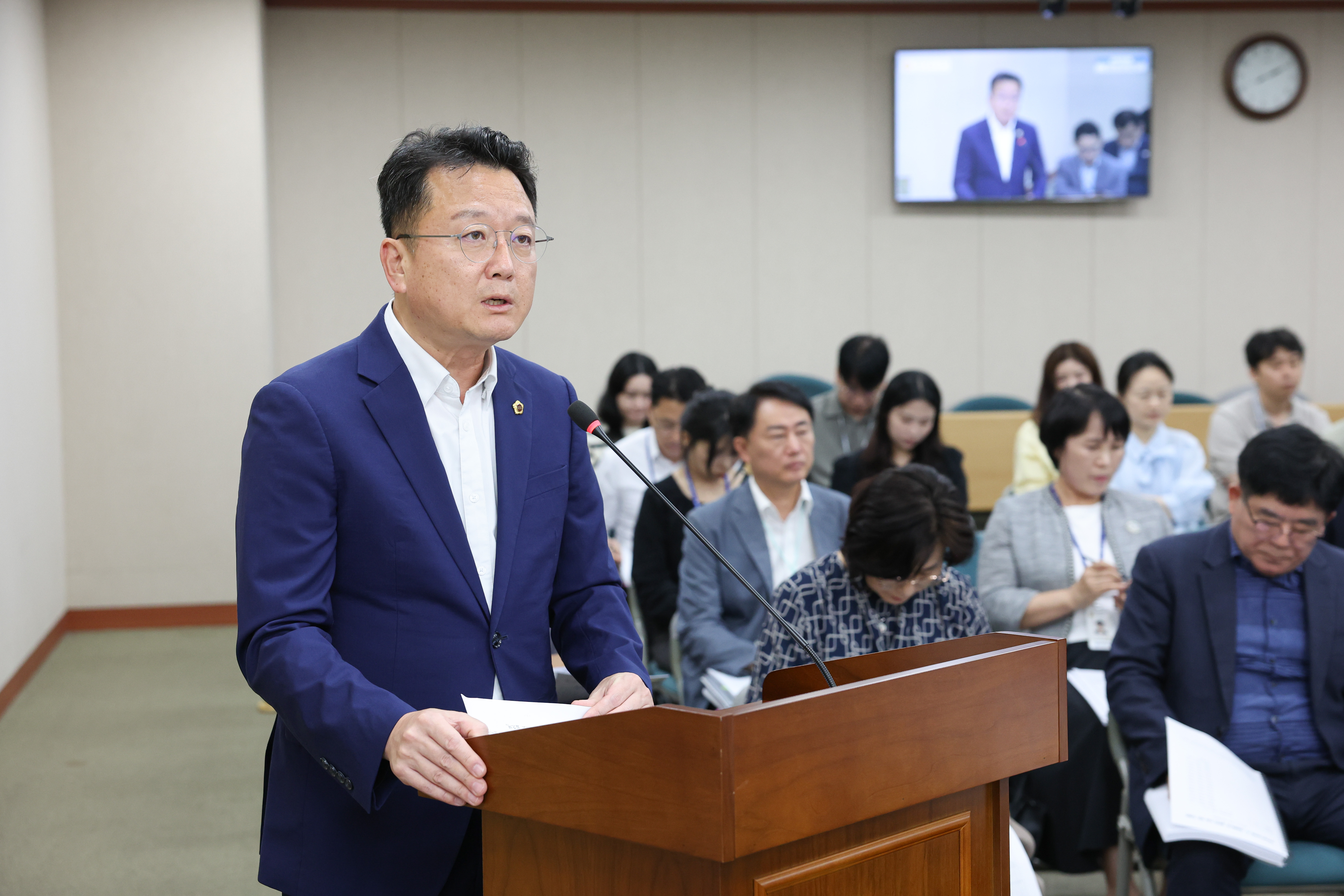 제394회 임시회 교육위원회 회의 첨부이미지 : 25년10월15일 제394회 임시회 교육위원회 회의 (15).jpg