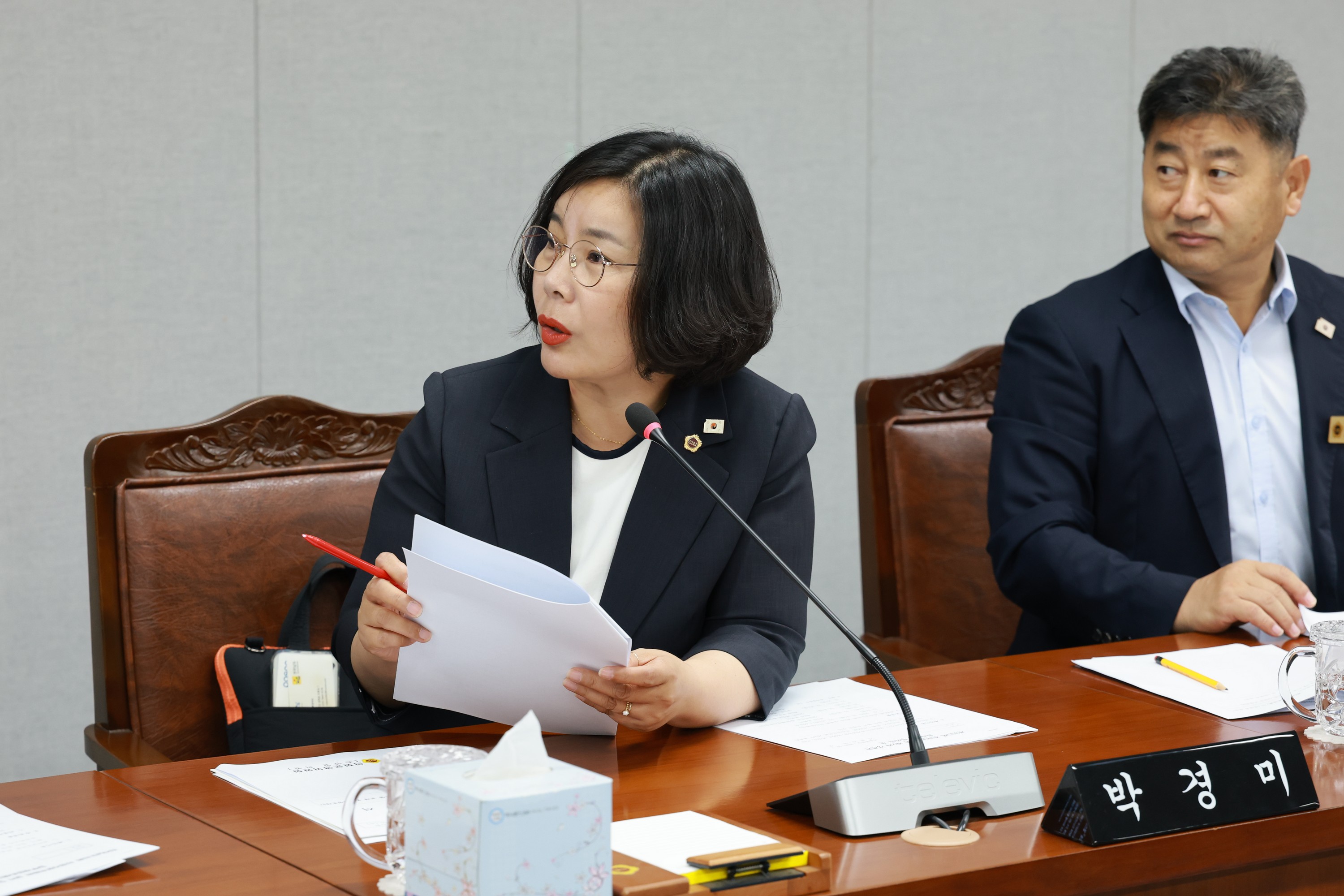 25년10월15일 제394회 임시회 의회운영위원회 회의 - 0112