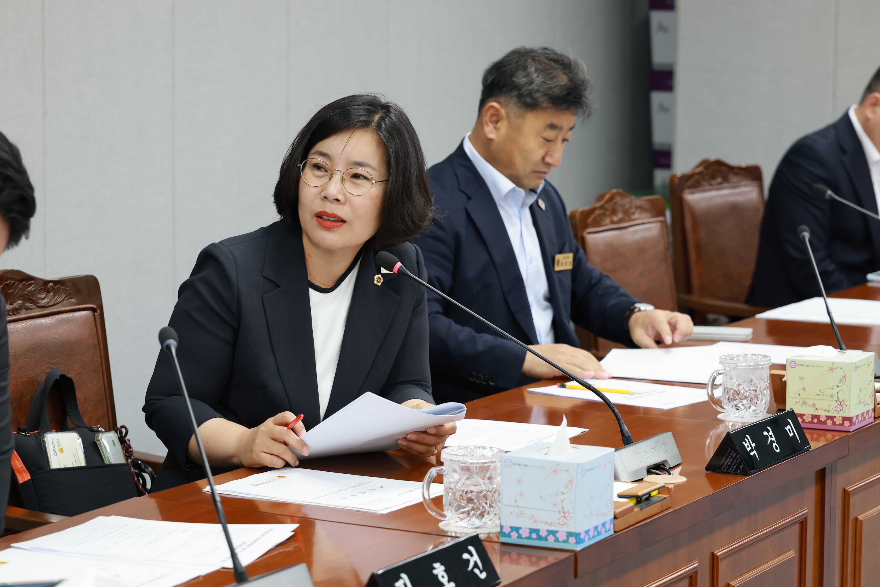 25년10월15일 제394회 임시회 의회운영위원회 회의 - 0121