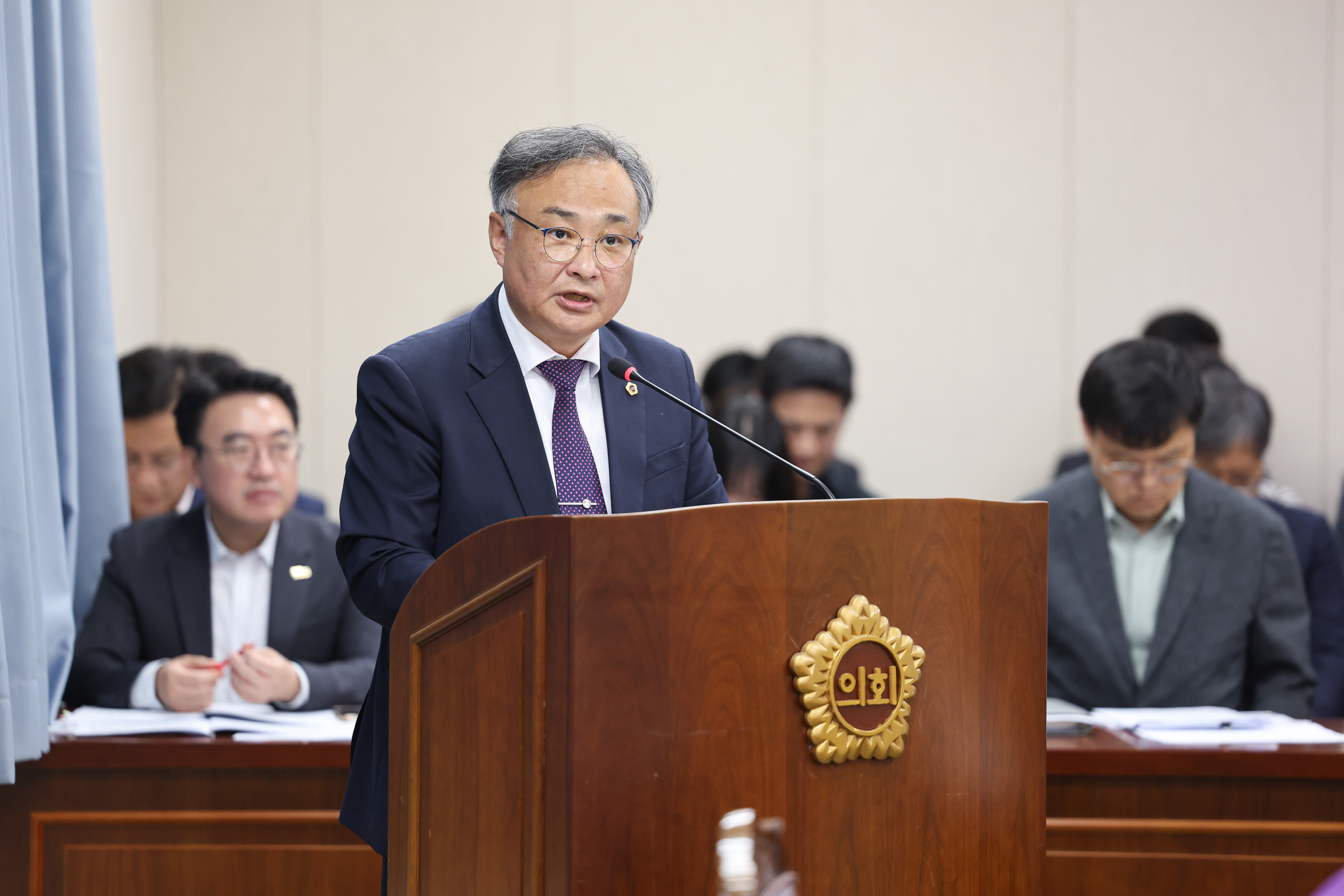 제394회 임시회 경제관광문화위원회 회의 첨부이미지 : 25년10월15일 제394회 임시회 경제관광문화위원회 회의 (29).jpg