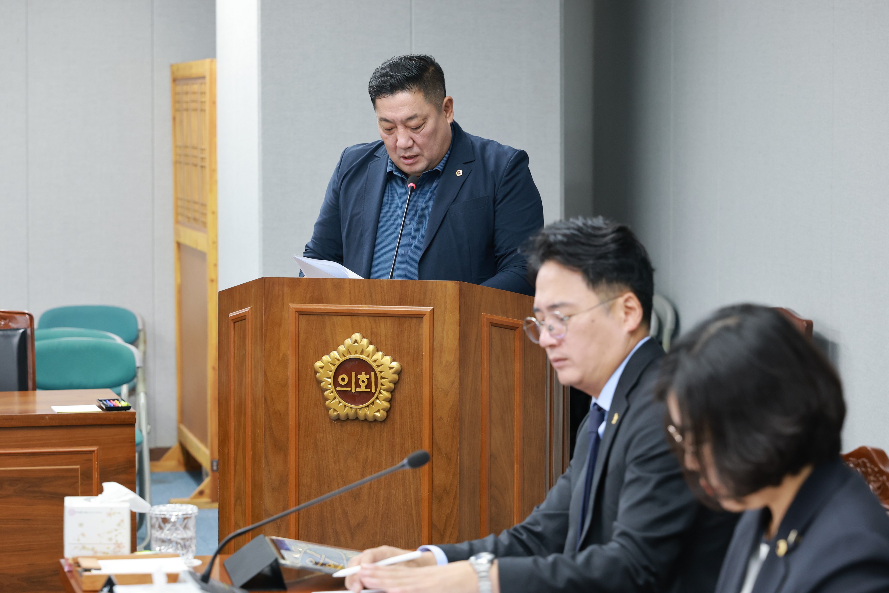 제394회 임시회 의회운영위원회 회의 첨부이미지 : 25년10월15일 제394회 임시회 의회운영위원회 회의 - 015.jpg