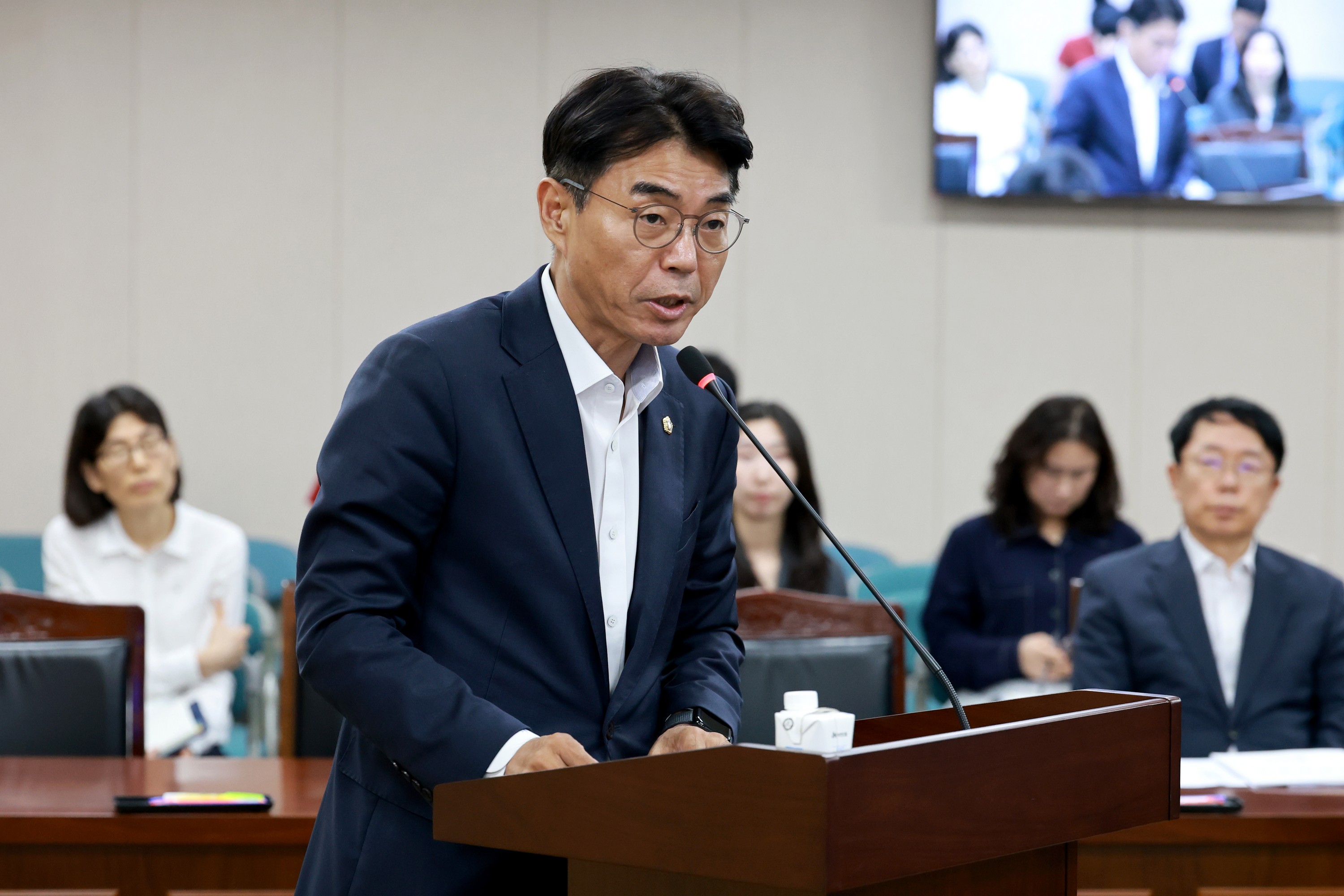 제394회 임시회 농수산위원회 회의 첨부이미지 : 25년10월15일 제394회 임시회 농수산위원회 회의 - 026.jpg