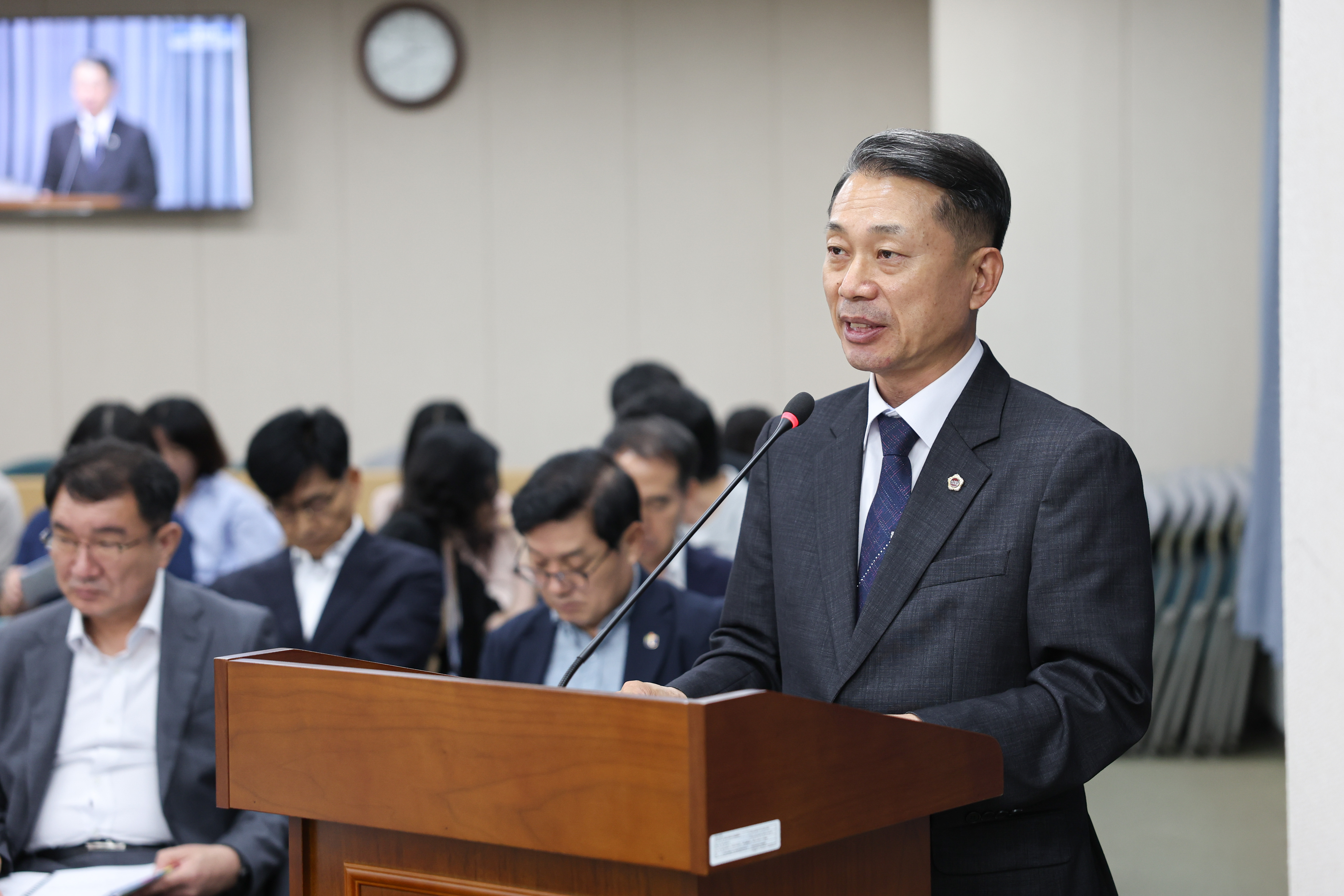 25년10월15일 제394회 임시회 교육위원회 회의 (32)1