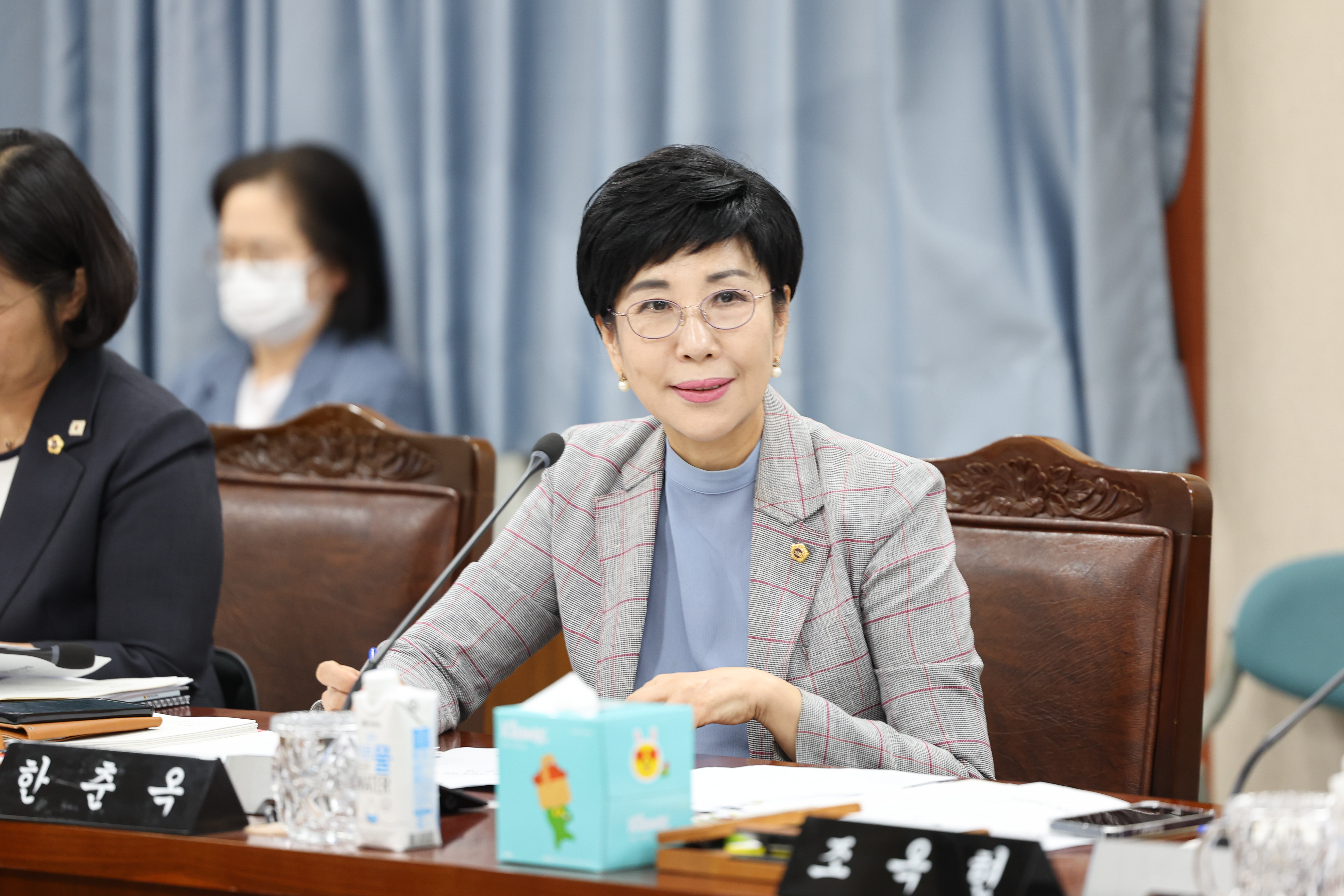 제394회 임시회 경제관광문화위원회 회의 첨부이미지 : 25년10월15일 제394회 임시회 경제관광문화위원회 회의 (24).jpg