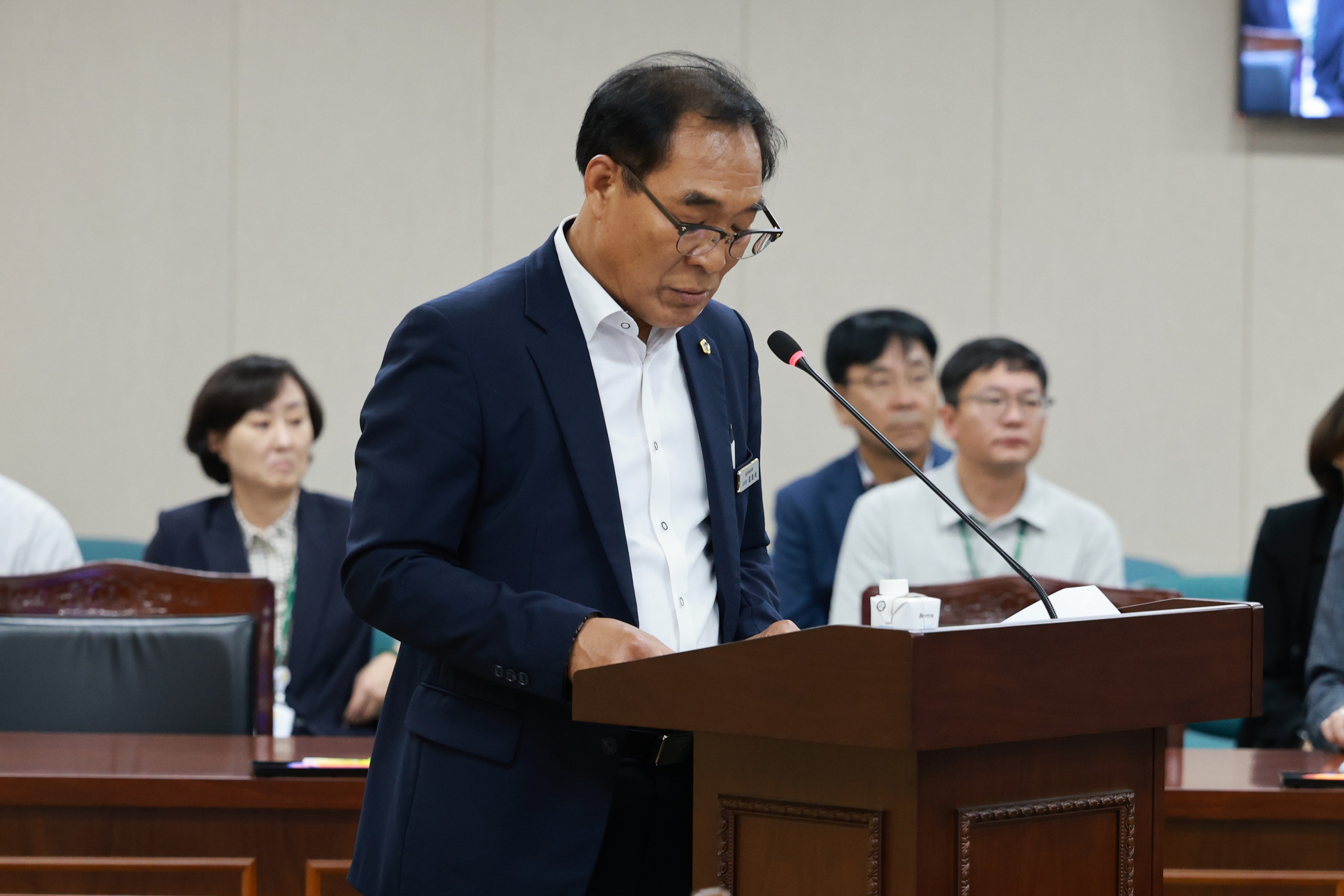 제394회 임시회 농수산위원회 회의 첨부이미지 : 25년10월15일 제394회 임시회 농수산위원회 회의 - 016.jpg