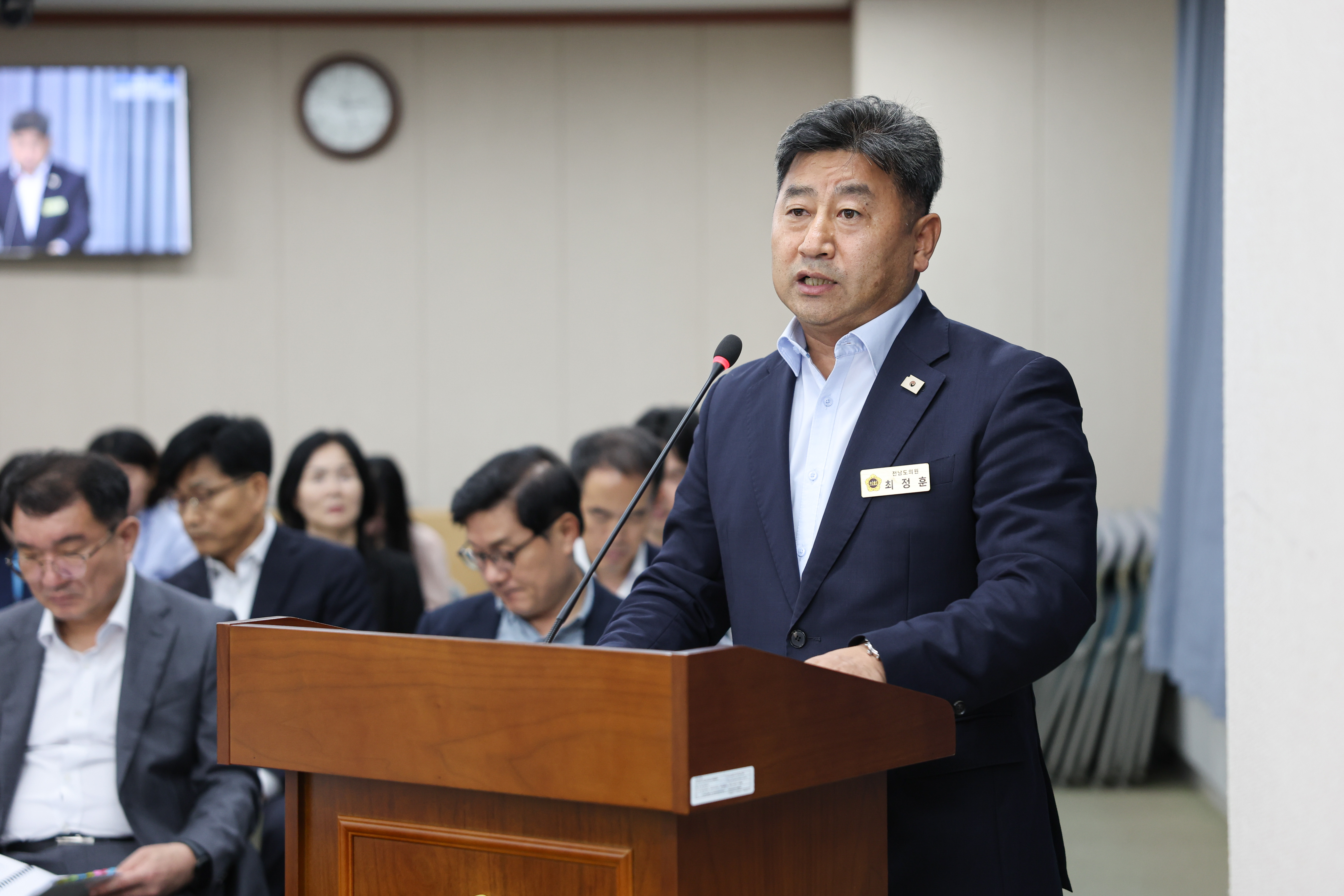 제394회 임시회 교육위원회 회의 첨부이미지 : 25년10월15일 제394회 임시회 교육위원회 회의 (26).jpg