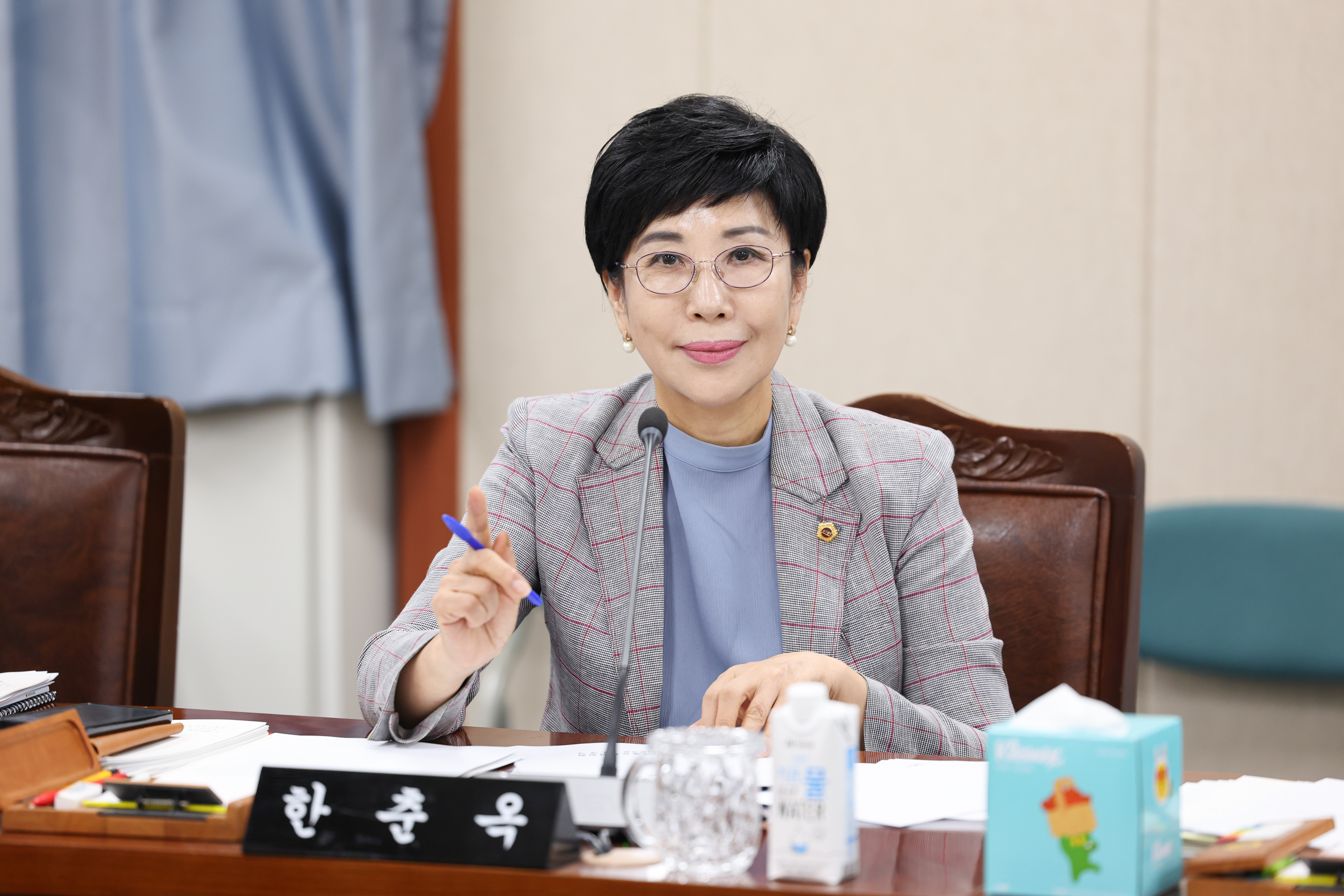 제394회 임시회 경제관광문화위원회 회의 첨부이미지 : 25년10월15일 제394회 임시회 경제관광문화위원회 회의 (26).jpg