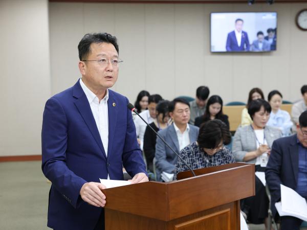 제394회 임시회 교육위원회 회의 첨부이미지 : 25년10월15일 제394회 임시회 교육위원회 회의 (15).jpg