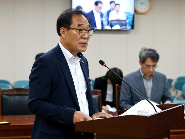 제394회 임시회 농수산위원회 회의 첨부이미지 : 25년10월15일 제394회 임시회 농수산위원회 회의 - 018.jpg