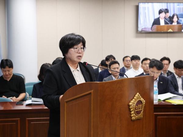 제394회 임시회 기획행정위원회 회의 첨부이미지 : 25년10월15일 제394회 임시회 기획행정위원회 회의 (1).jpg