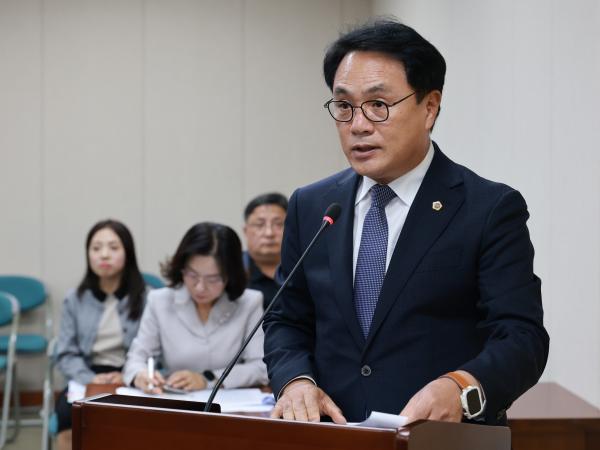 제394회 임시회 보건복지환경위원회 회의 첨부이미지 : 25년10월15일 제394회 임시회 보건복지환경위원회 회의 - 039.jpg