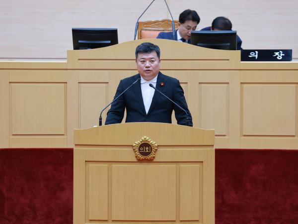 제394회 임시회 제1차 본회의 첨부이미지 : 25년10월15일 제394회 임시회 제1차 본회의 - 049.jpg