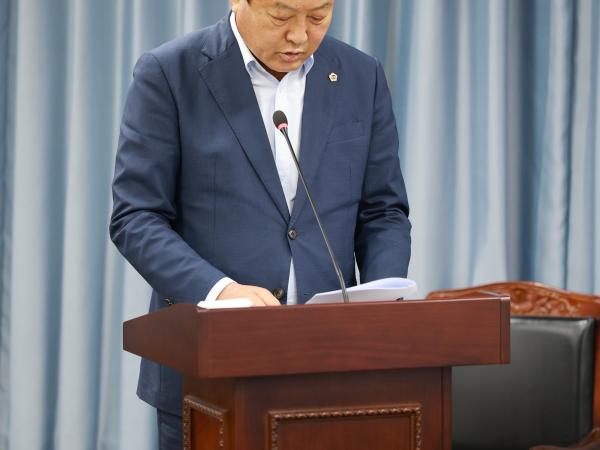 제394회 임시회 농수산위원회 회의 첨부이미지 : 25년10월15일 제394회 임시회 농수산위원회 회의 - 025.jpg