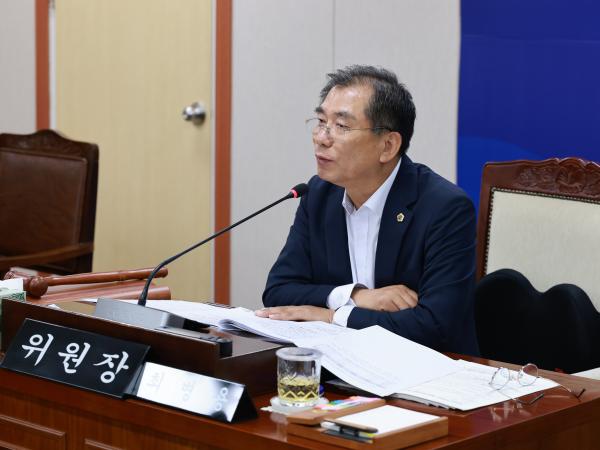 25년10월15일 제394회 임시회 보건복지환경위원회 회의 - 023 5