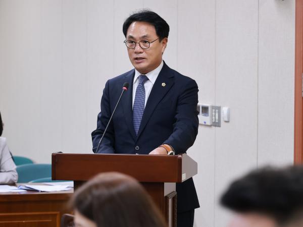 제394회 임시회 보건복지환경위원회 회의 첨부이미지 : 25년10월15일 제394회 임시회 보건복지환경위원회 회의 - 045.jpg