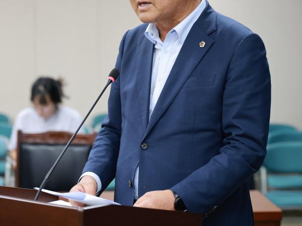 제394회 임시회 농수산위원회 회의 첨부이미지 : 25년10월15일 제394회 임시회 농수산위원회 회의 - 022.jpg