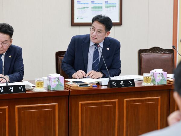 제394회 임시회 보건복지환경위원회 회의 첨부이미지 : 25년10월15일 제394회 임시회 보건복지환경위원회 회의 - 005.jpg