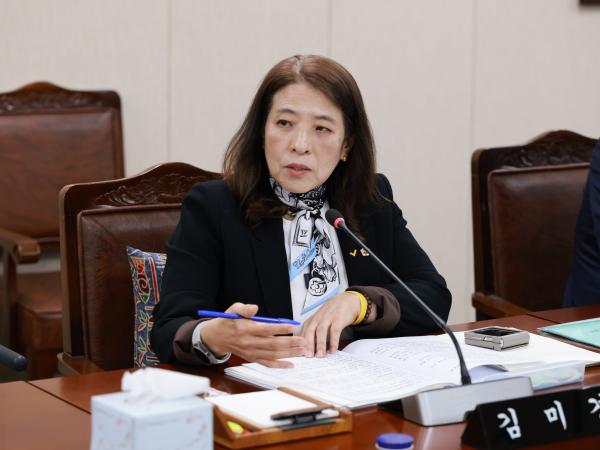 제394회 임시회 보건복지환경위원회 회의 첨부이미지 : 25년10월15일 제394회 임시회 보건복지환경위원회 회의 - 037.jpg