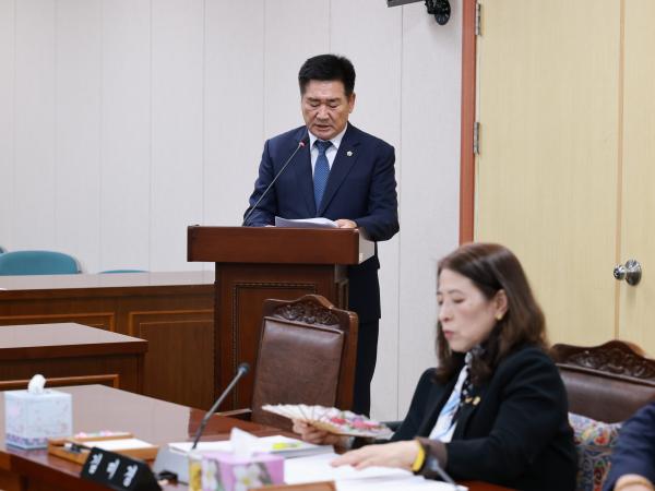 제394회 임시회 보건복지환경위원회 회의 첨부이미지 : 25년10월15일 제394회 임시회 보건복지환경위원회 회의 - 009.jpg