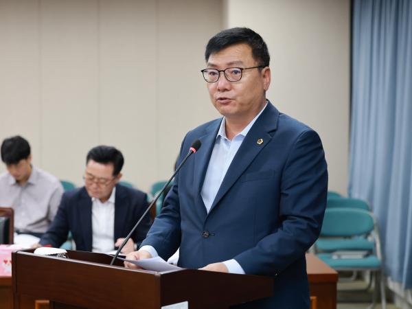 25년10월15일 제394회 임시회 농수산위원회 회의 - 012 3